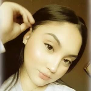 Meet your Posher, Adriana